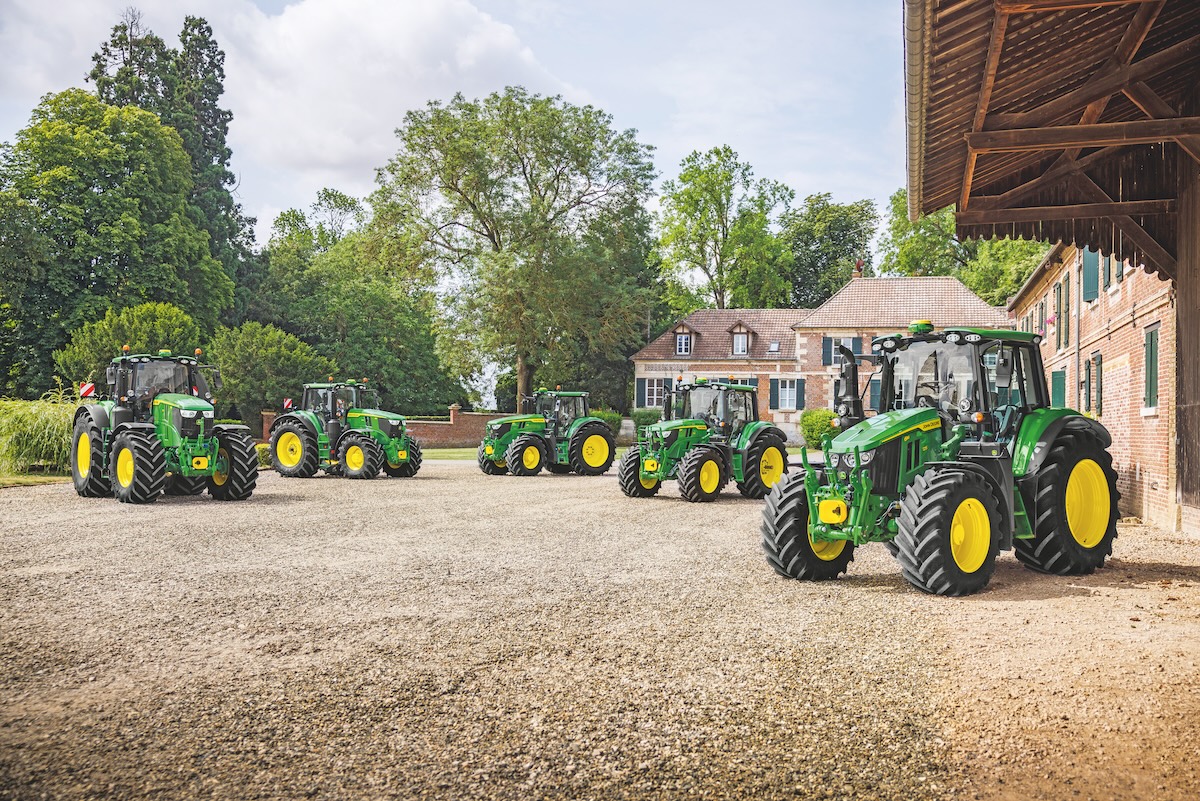 La serie 6M di trattori John Deere si espande